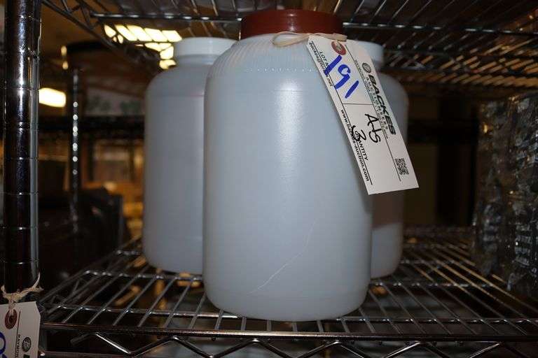 All to go - 3 plastic juice containers