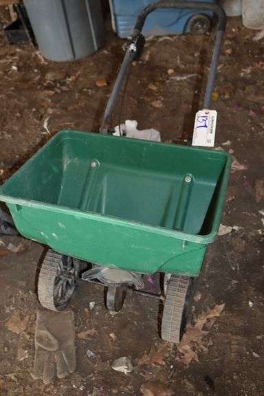 21" lawn spreader