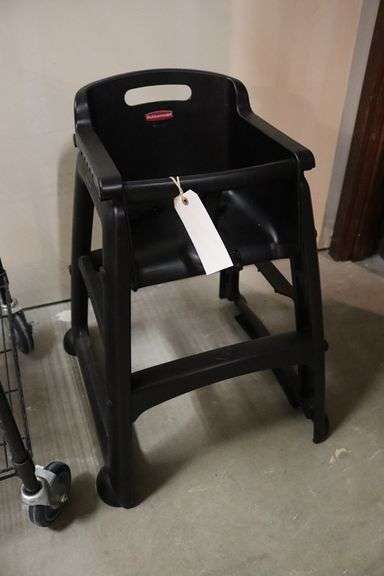 Rubbermaid high chair