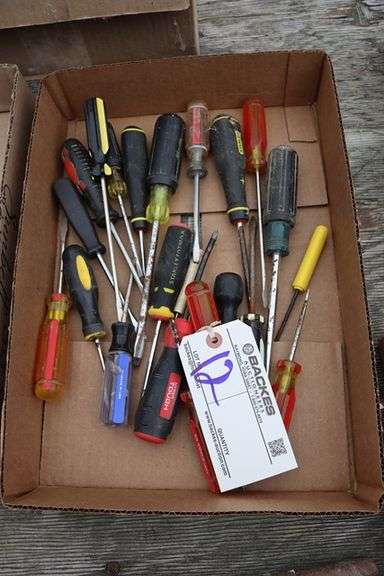 Box flat to go - Assorted screwdrivers