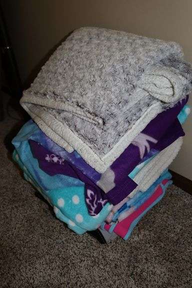 All to go - Blankets & wall rack