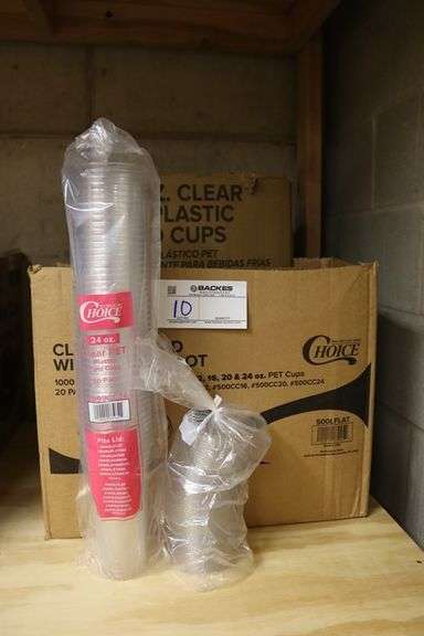24 oz clear PET plastic cold cups with some lids