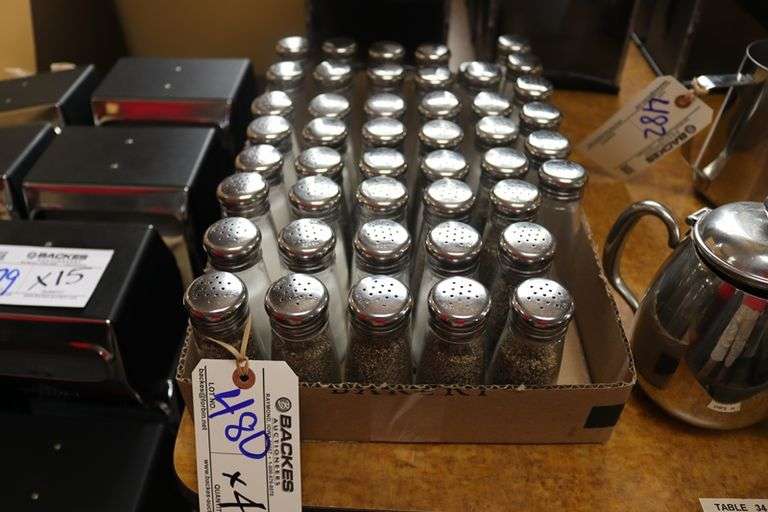Times 46 - salt and pepper shakers