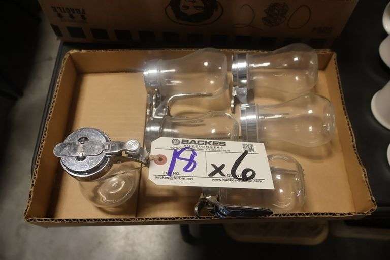 Times 6 - Glass syrup dispensers