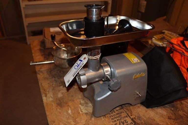 Cabela's counter top meat grinder