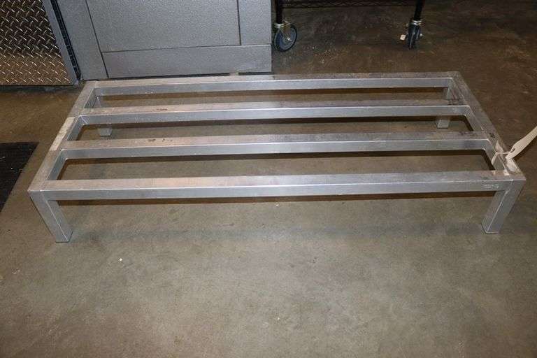 20" x 48" aluminum dunnage rack