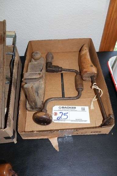 Box flat to go - Vintage wood drill, planer, & more - Located upstairs