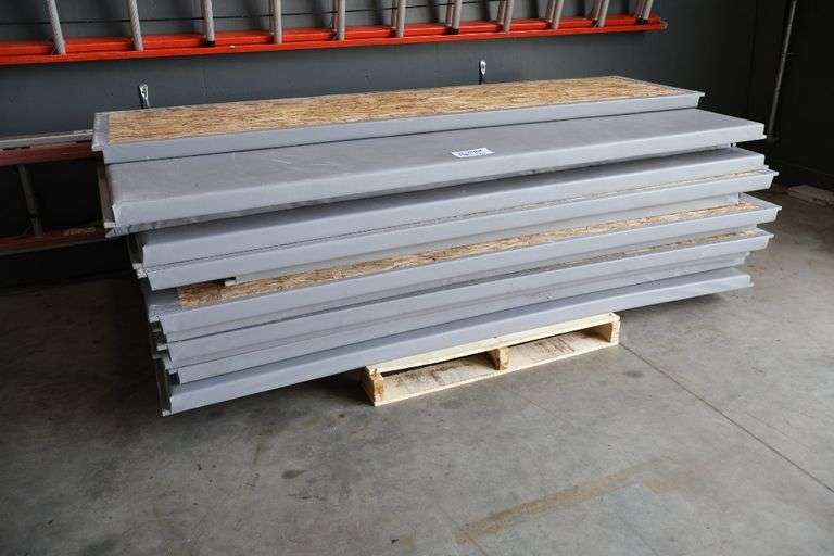 Pallet of 2.5" thick grey gym wall padding - 96" tall