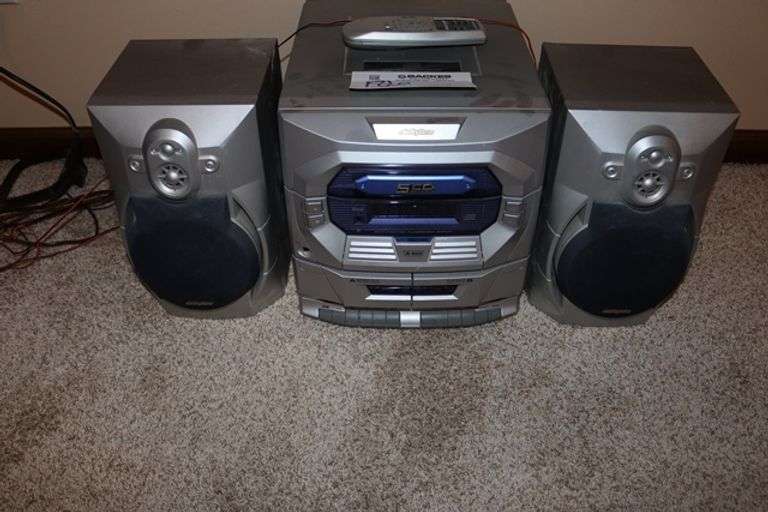Audio Phase stereo with speakers