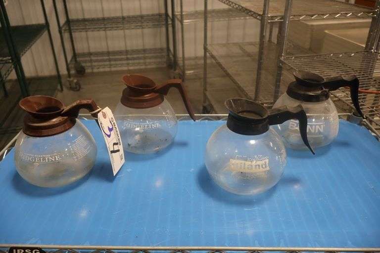 All to go - (4) Glass coffee pots