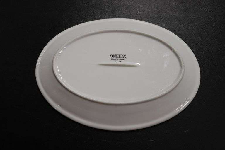 Times 48 - Oneida 13" oval heavy duty platters