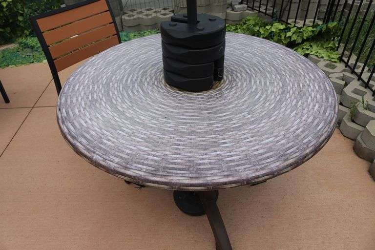 42" round patio table with 1 chairs with umbrella