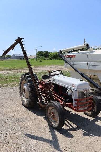Ford 8N tractor w/ belly mount 72" sickle mower, New Battery, fenders, good rubber, 161 hours on meter