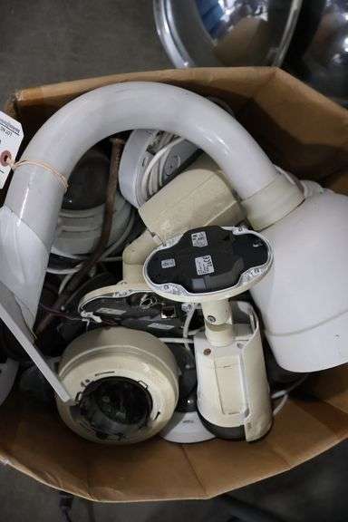 Box to go - Assorted security cameras - Unknown