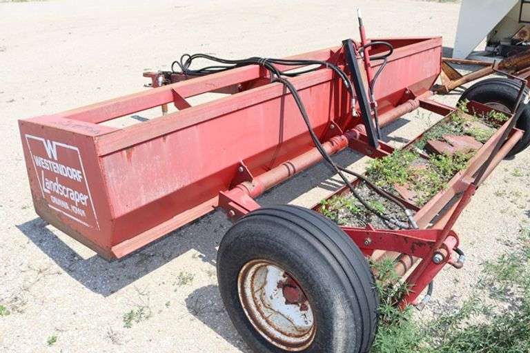Westendorf 12' pull type box land scraper