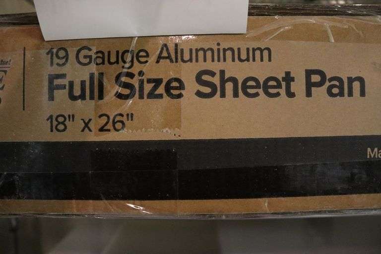 New case of 12 Choice 19 ga full size aluminum sheet pans