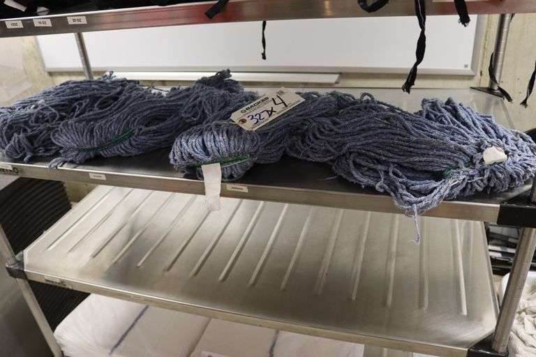 Shelf to go - mop heads