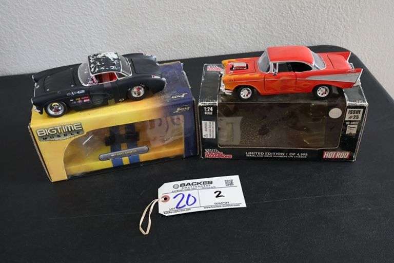 Pair to go - 1957 & 1955 Chevrolet die cast cars - Located upstairs