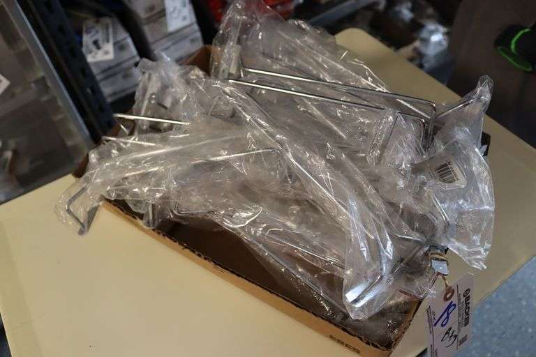 Box to go - Pinch hanging bar glass rails