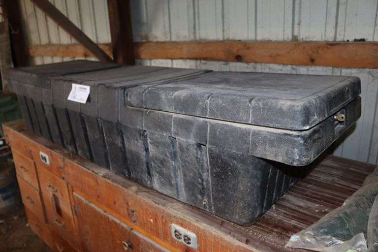 69" poly 2 lid truck box