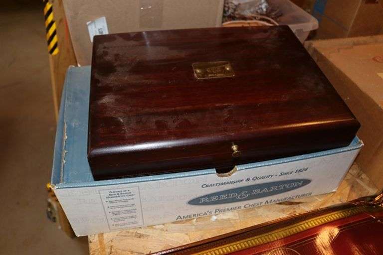 Gorham silverware set with case
