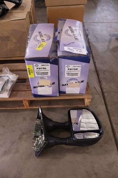 Times 2 - 1997-2007 Ford Excursion right & left door mirrors