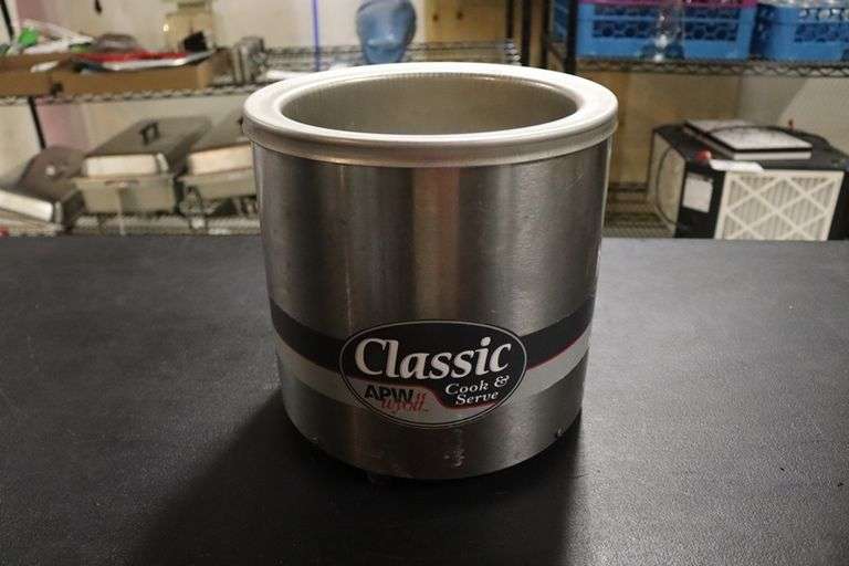APW Wyott Classic 9" soup warmer