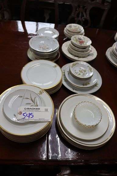 All to go - assorted fine China