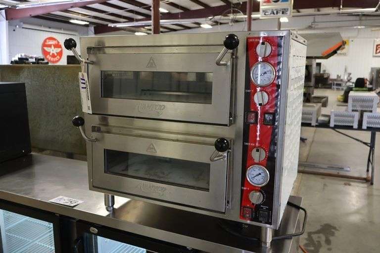 Like New - Avantco DPO-18-DD countertop electric double stone deck pizza oven - 240 volt, 1 phase - great condition, shows very little usage