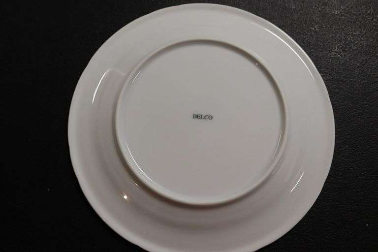 Times 88 - sets with 2 plates per set of Delco  ornate catering/wedding - 9 1/2" plate and 7 1/2" plate - matching (176 total plates)