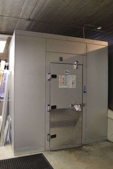 2023 Amerikooler 8' x 8' x 104" tall aluminum and foam walkin freezer with diamond plate floor with ramp - Bohn 2 fan evap - 3 phase compressor - fabulous unit - amazing unit - located in basement