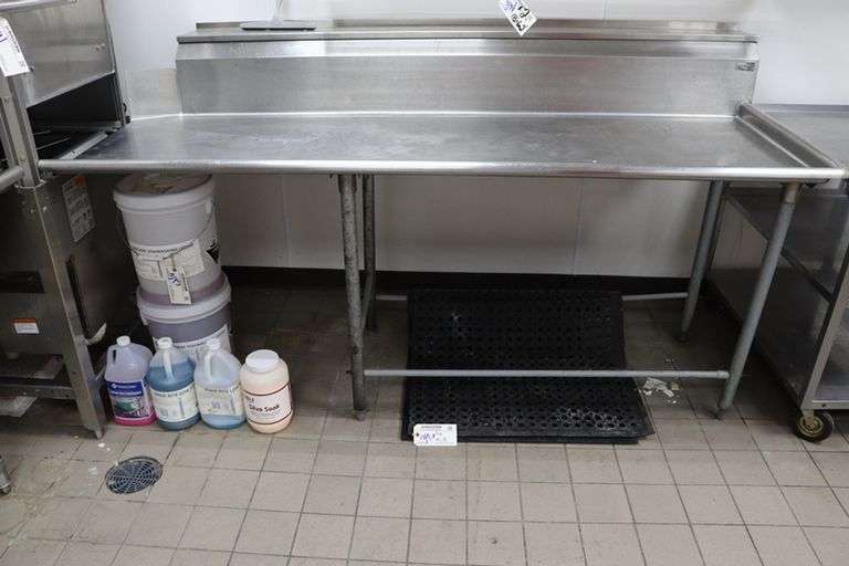 30" x 84" stainless right hand clean table