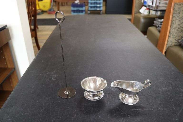 Box to go - assorted creamers, sherberts and table stands