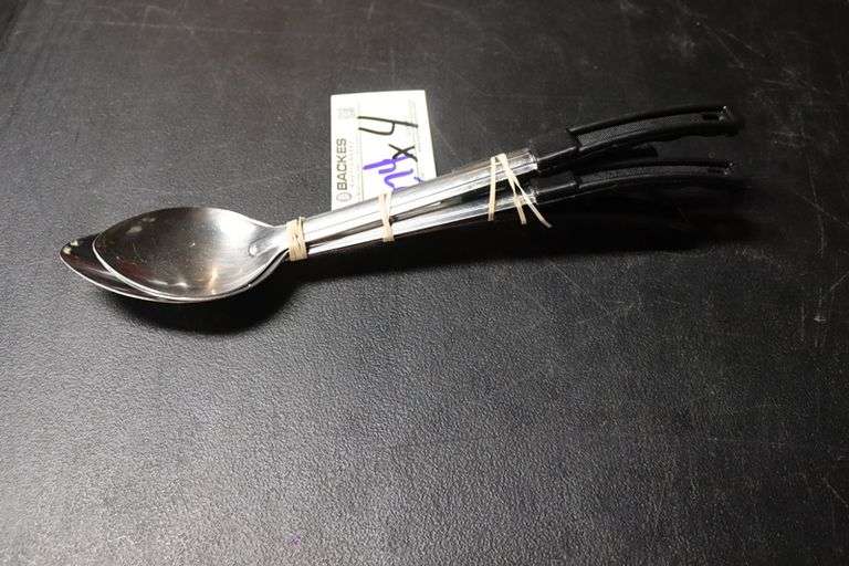 Times 4 - service spoons