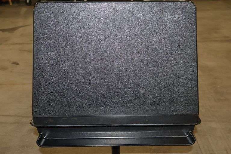 Times 10 - Wenger metal framed poly music stands