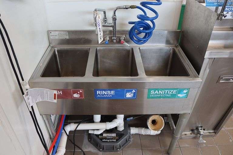 Advance 18" x 36" stainless 3 bin sink with hose and nozzle