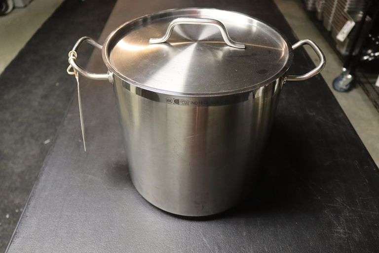 Heavy duty stock pot with lid - nice