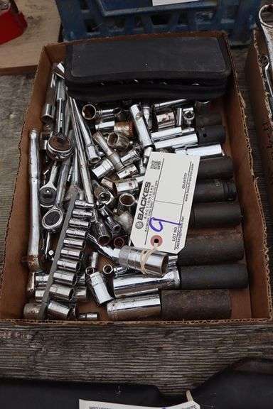 Box flat to go - Assorted ratchets & sockets