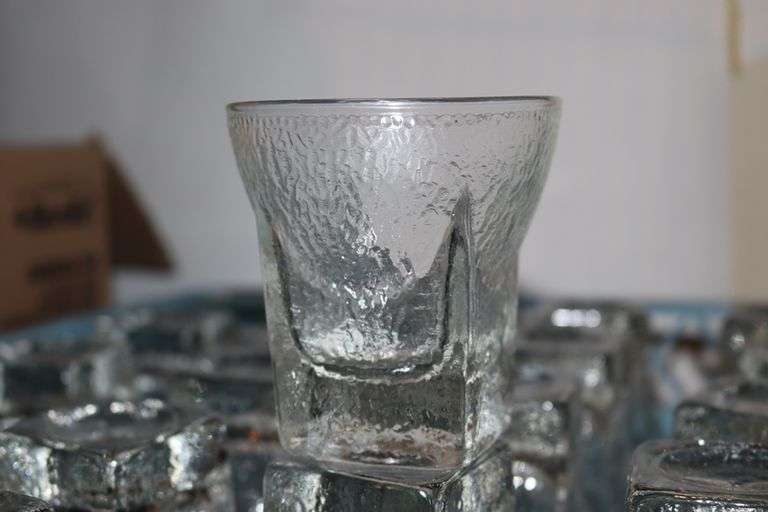 Times 22 - ornate rocks glasses