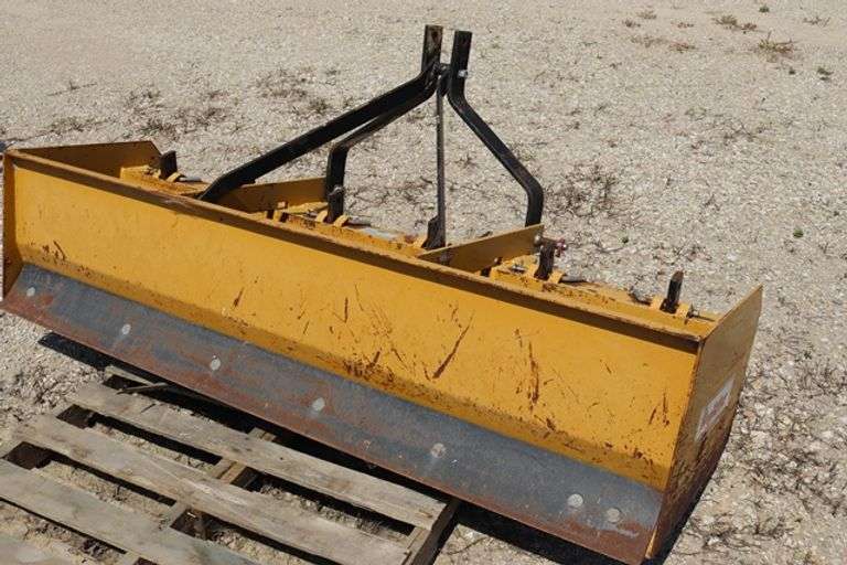King Kutter BB-72-YK - 3 pt. 72" box blade w/ 6 shanks, s/n 100307304