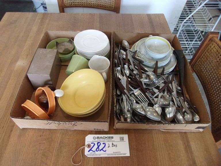 Melamine  dishes and silverware