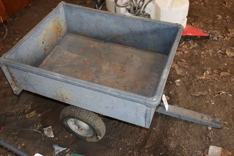 30" x 40" metal pull behind lawn wagon