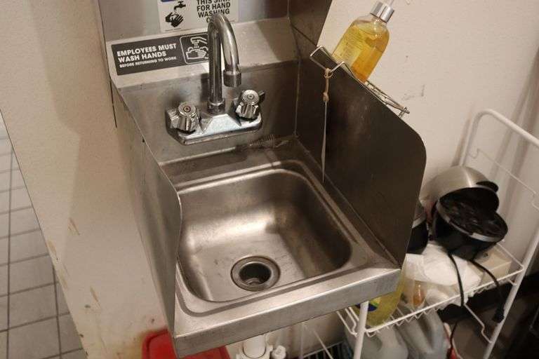 12" stainless wall mount hand sinks with splash guards