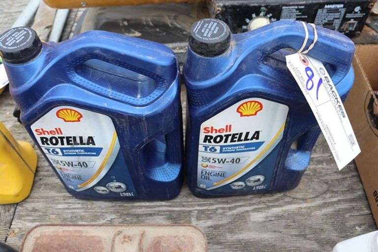 Pair to go - Shell 1 gallon 5W-40 motor oil - not full