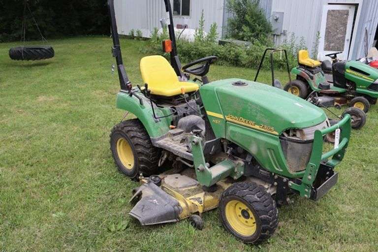 2006 John Deere 2305 riding lawn tractor with 200CX loader, 60" mower deck, & back 3 point - 978 hours, some damage to front - runs goods