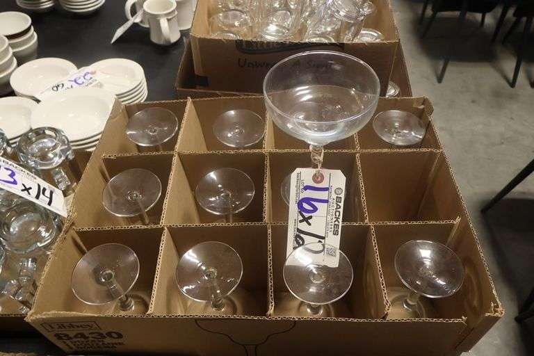 Times 12 - 14.75 oz. Stemmed margarita glasses