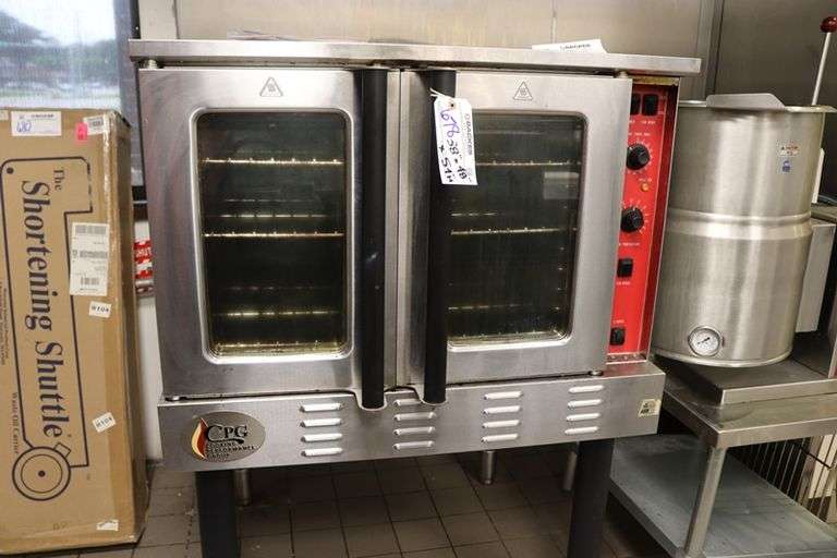 CPG gas powered convention oven - great condition