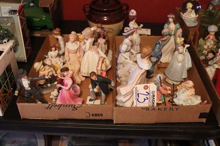 All to go - 2 boxes of figurines - Homco/Avon