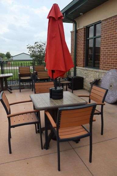 Patio set - 36" x 36" Grosfilex patio table with 4 chairs and umbrella and weights