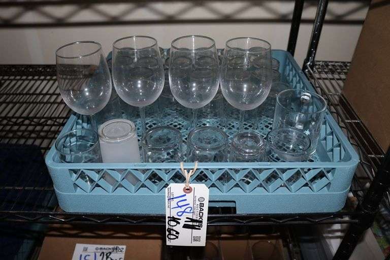 Flat of assorted glassware